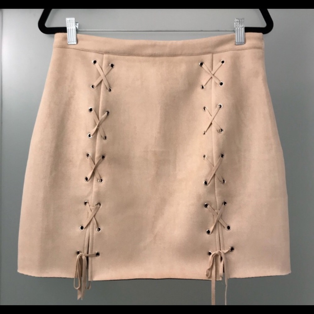 Faux suede nude missguided lace front up skirt